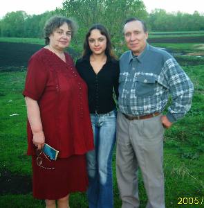 Мать, Оля и отец
